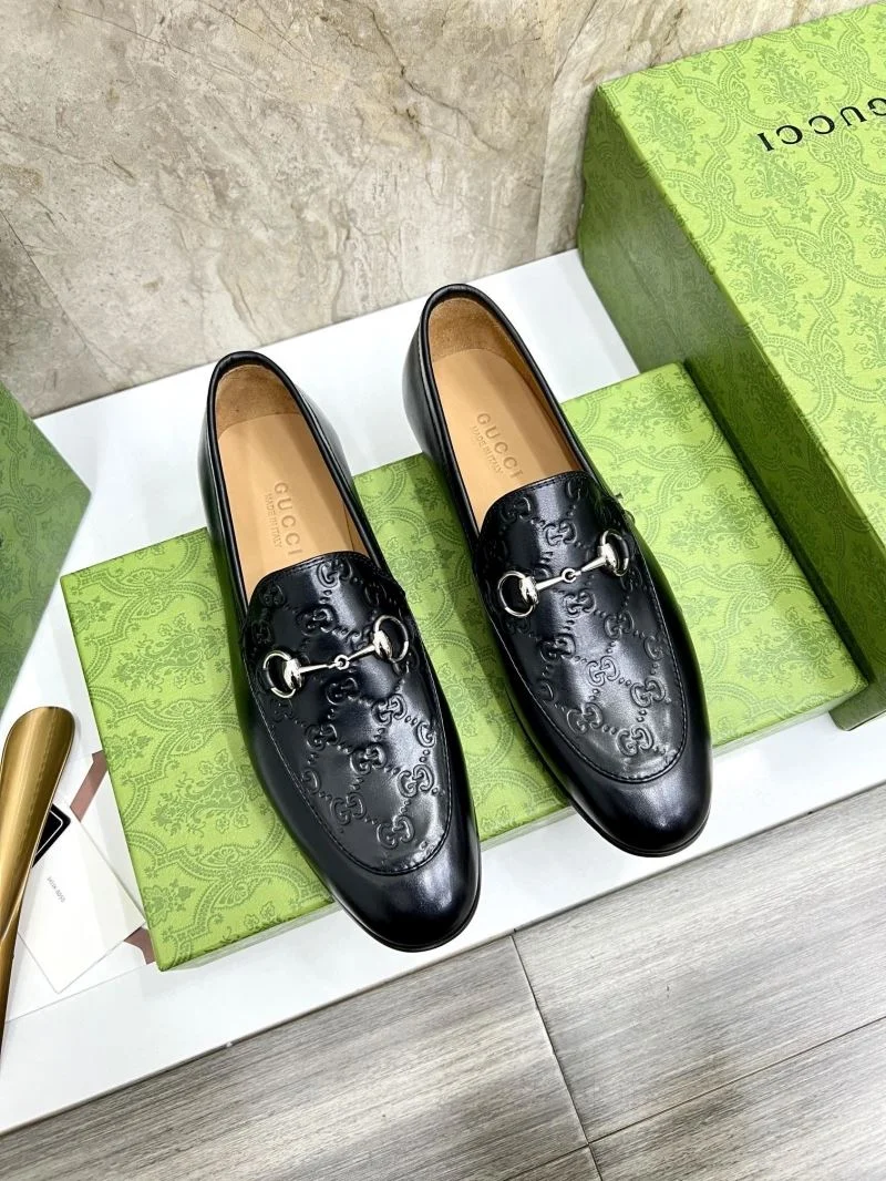 Gucci Low Shoes Attractive 25483