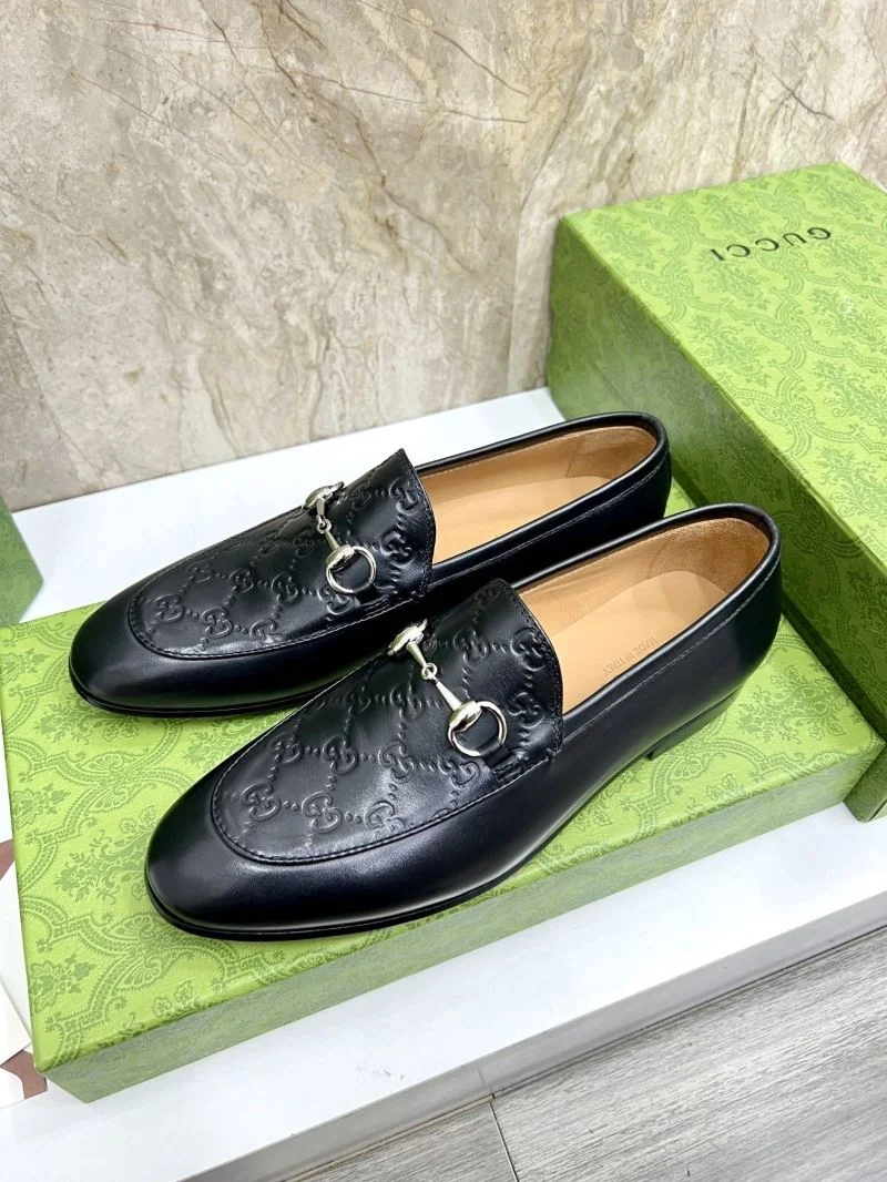 Gucci Low Shoes Attractive 25483