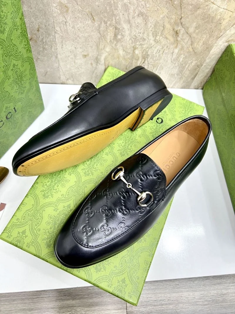 Gucci Low Shoes Attractive 25483