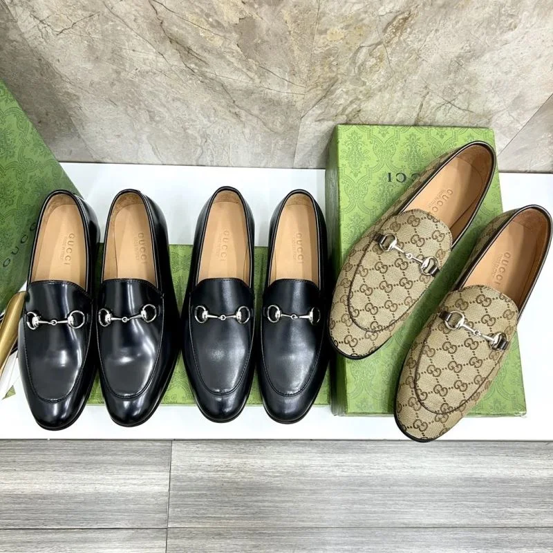 Gucci Low Shoes Elegant 25480