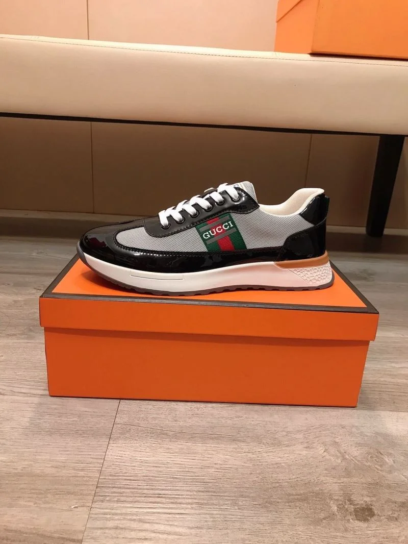 Gucci Low Shoes Packable 25493