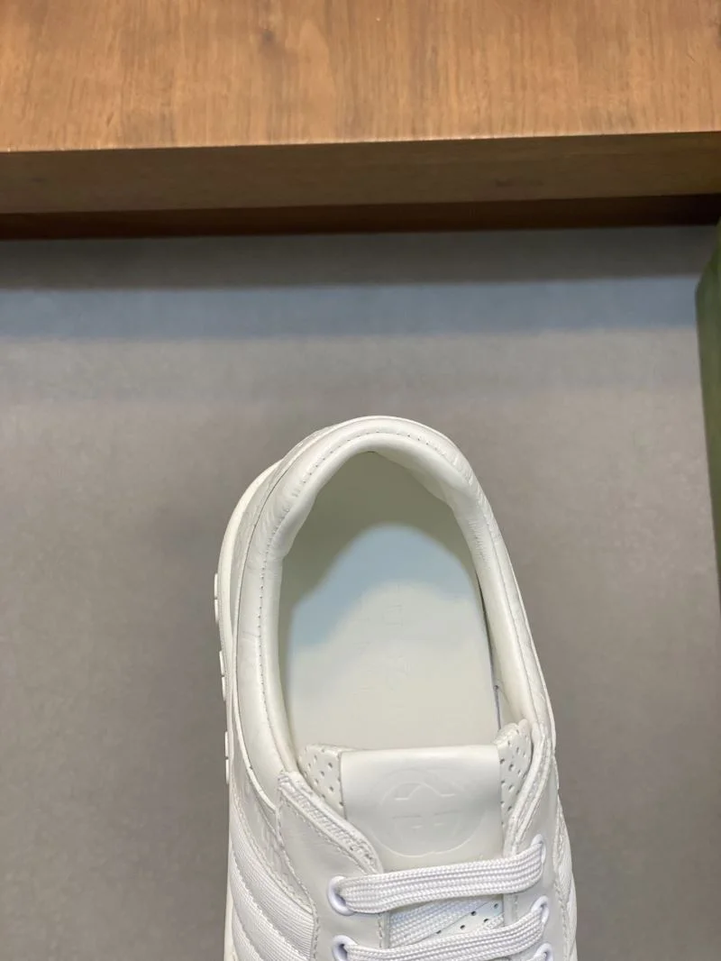HighPerformance Gucci Low Shoes 25453