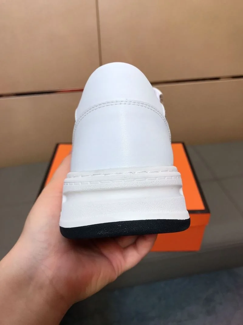 Tailored Gucci Low Shoes 25449