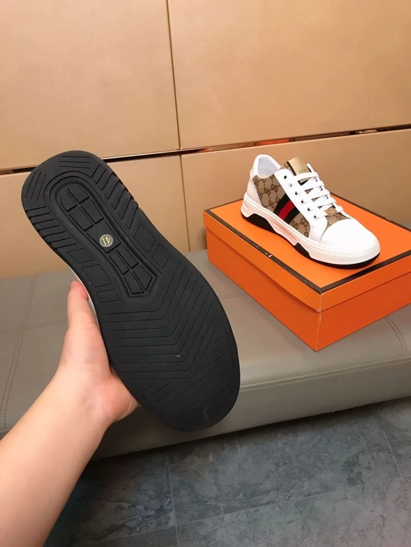 Tailored Gucci Low Shoes 25449