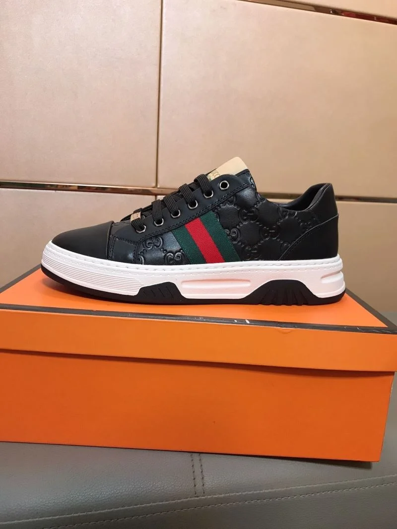 Gucci Low Shoes TopPick 25477