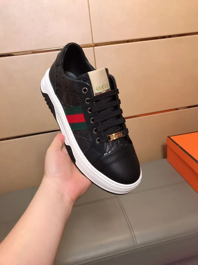 Gucci Low Shoes TopPick 25477