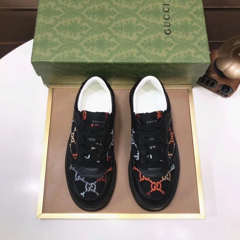 Comfortable Gucci Low Shoes 25446
