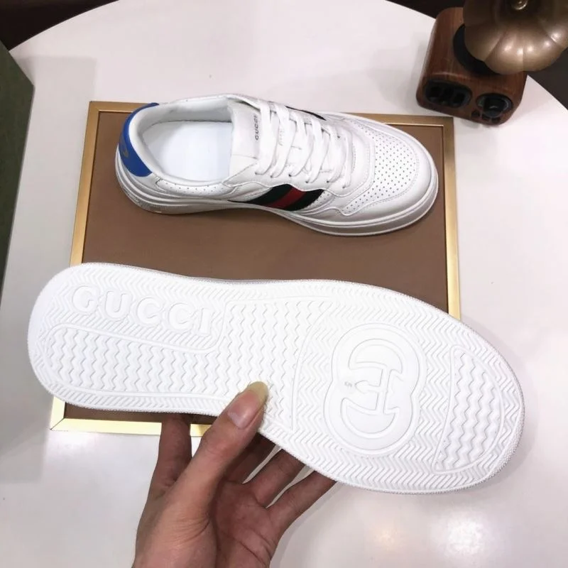 Gucci Low Shoes Contemporary 25448