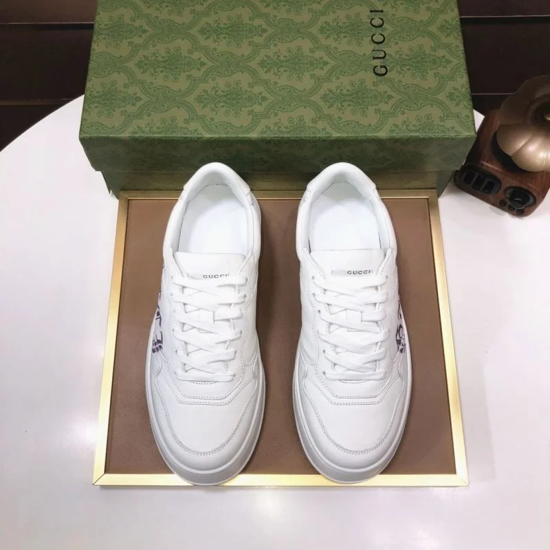 Gucci Low Shoes Practical 25441