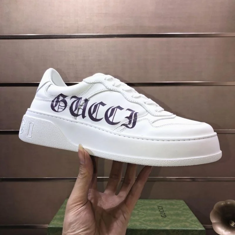 Gucci Low Shoes Practical 25441