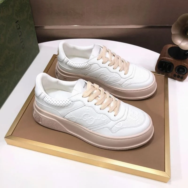 Gucci Low Shoes WeatherProof 25464