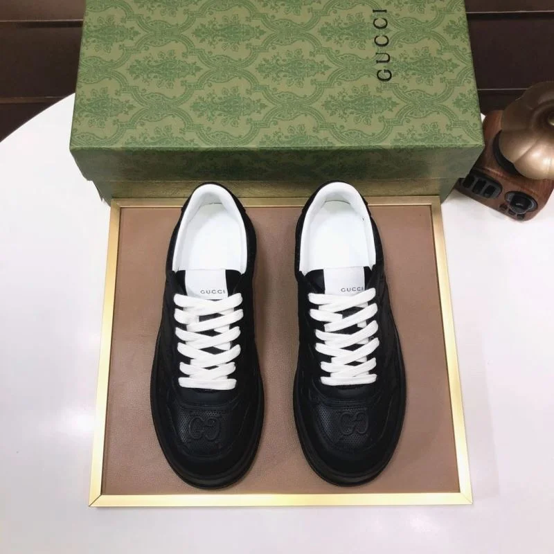 Gucci Low Shoes Comfortable 25436
