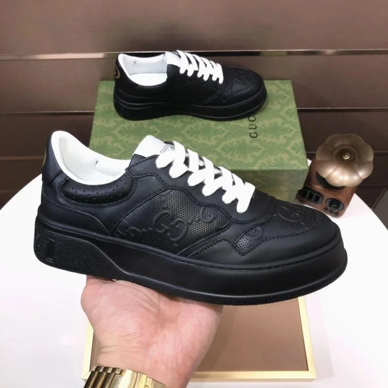 Gucci Low Shoes Comfortable 25436