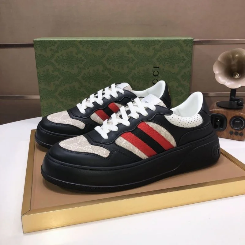 Vibrant Gucci Low Shoes 25440