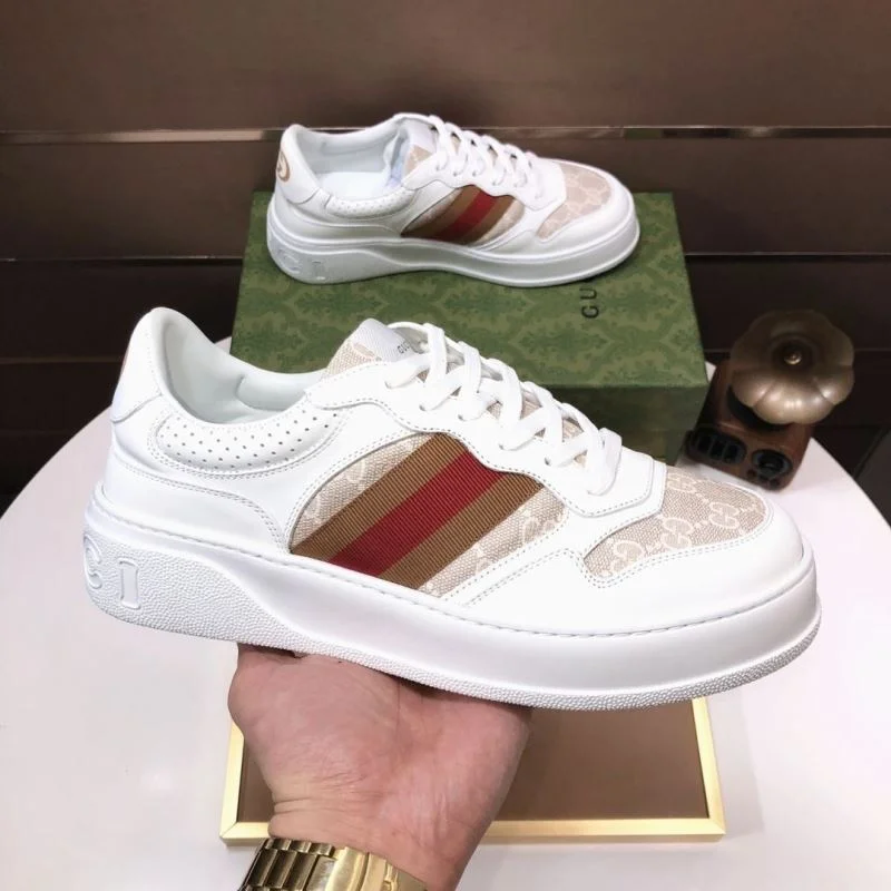 Gucci Low Shoes Durable 25433