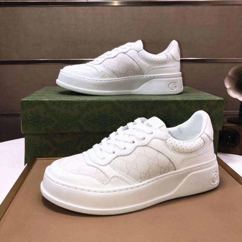 Cozy Gucci Low Shoes 25427