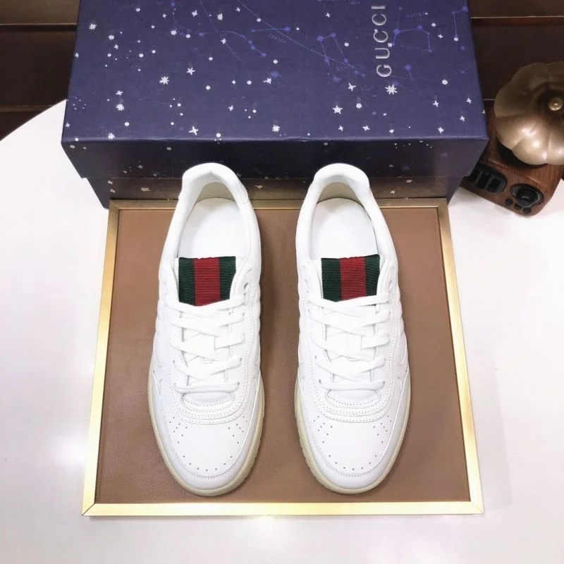 Gucci Low Shoes Colorful 25430