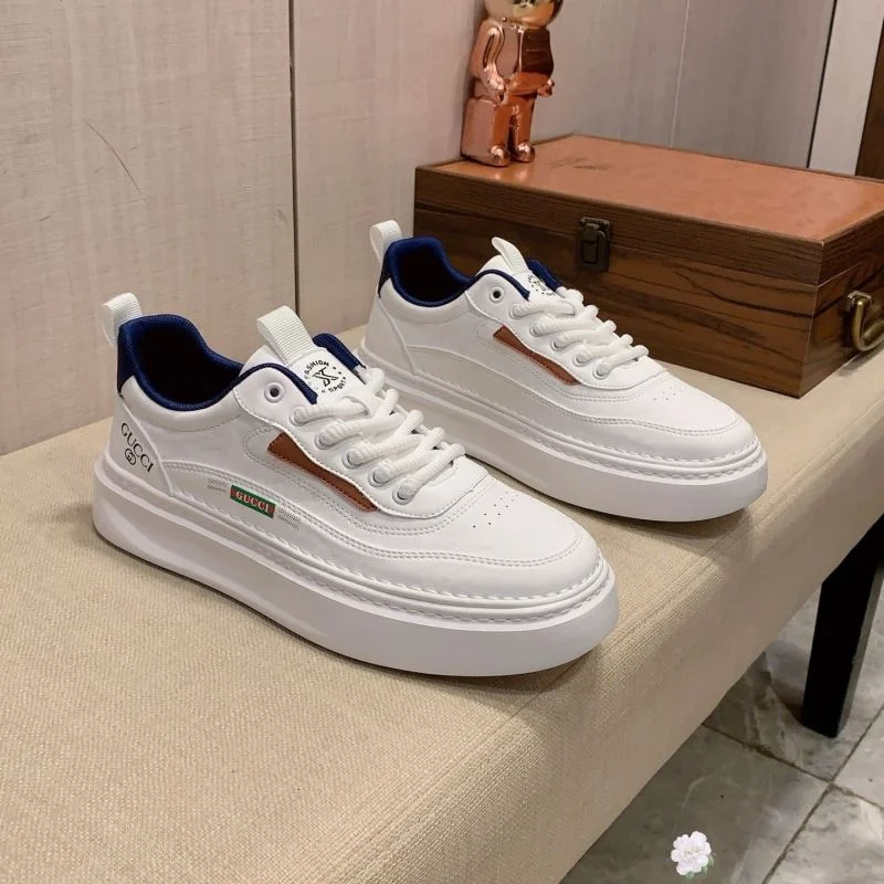 Bold Gucci Low Shoes 25429