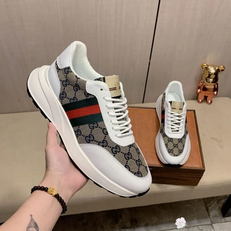 Gucci Low Shoes Durable 25422