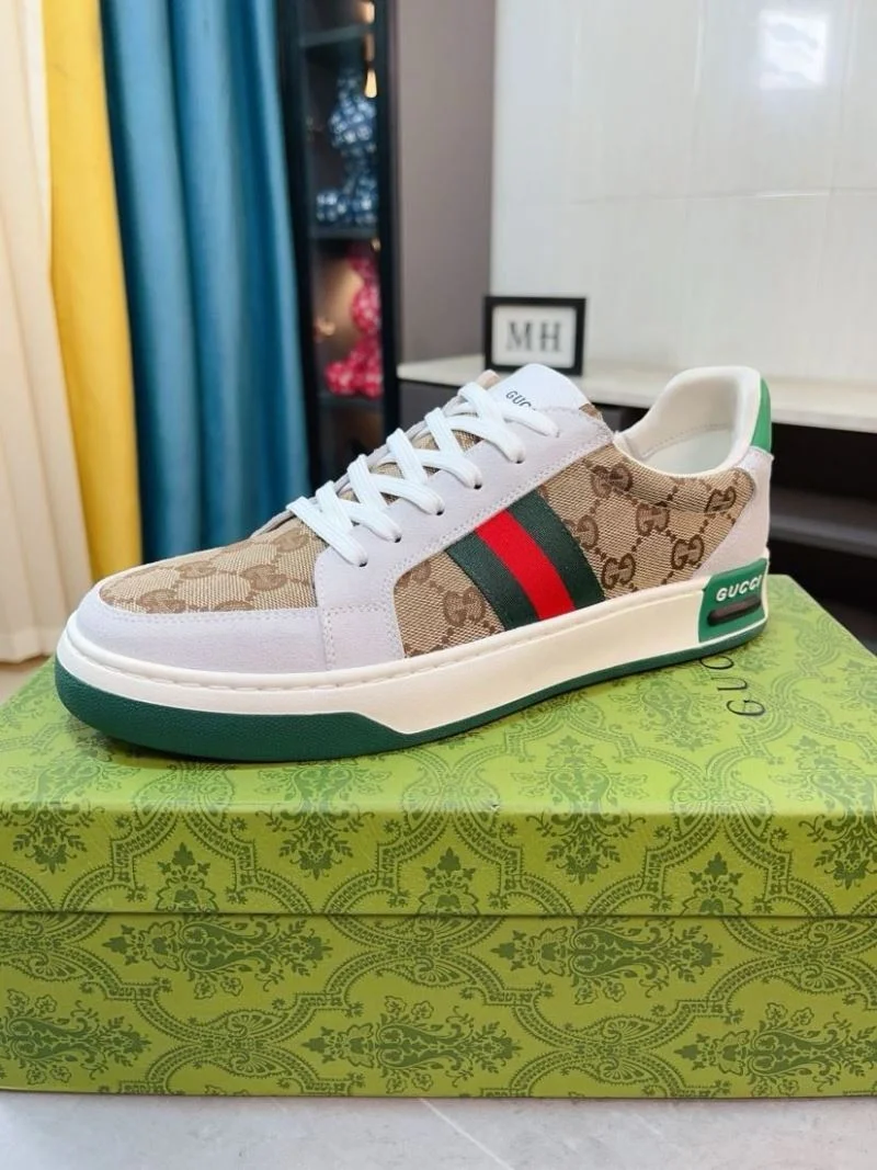 Gucci Low Shoes Trendsetting 25437