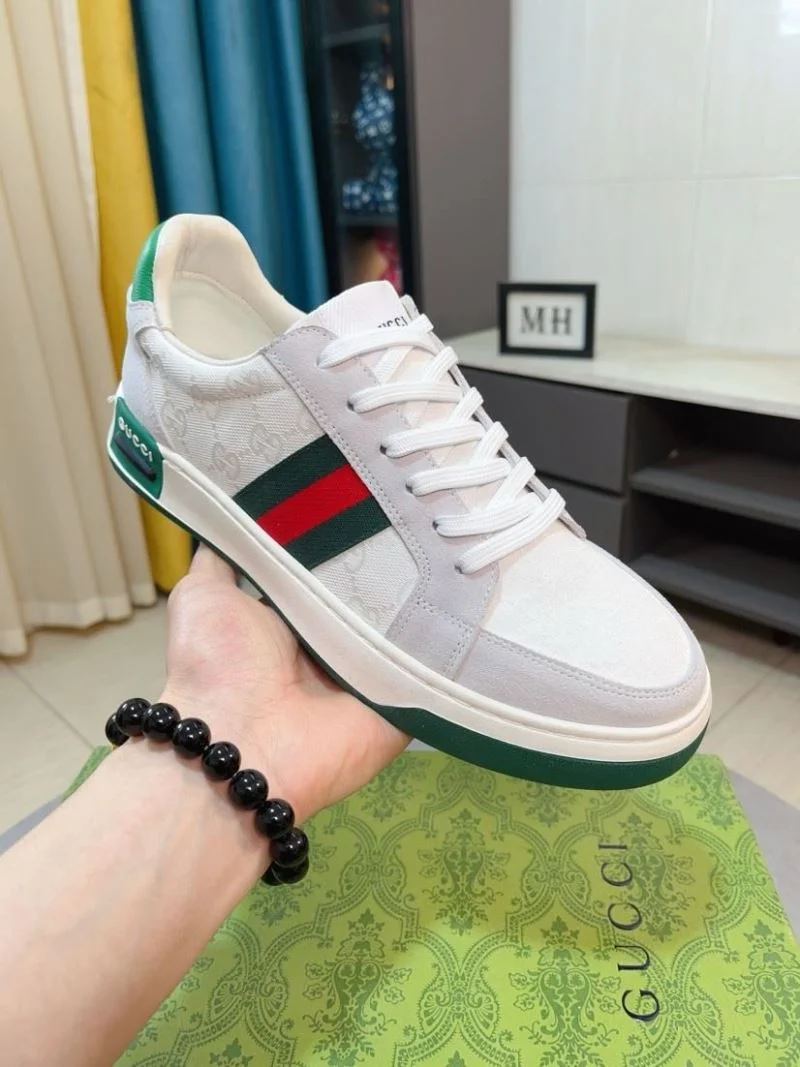Stylish Gucci Low Shoes 25398