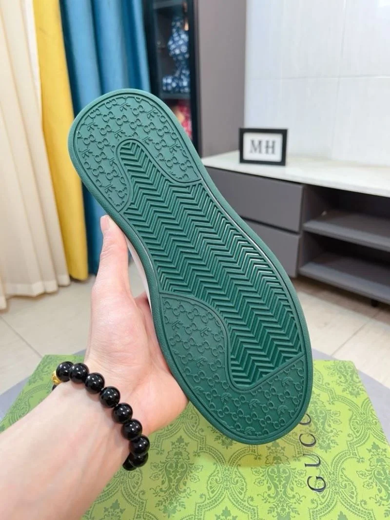 Stylish Gucci Low Shoes 25398