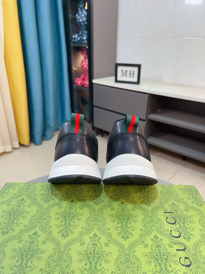 Gucci Low Shoes TopPick 25397