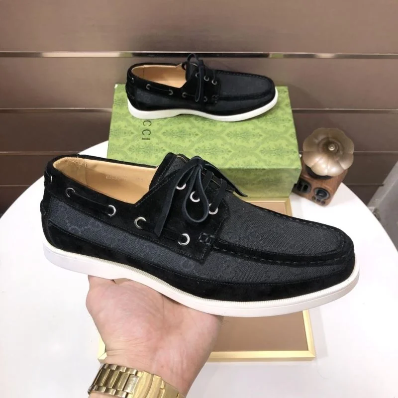 Gucci Low Shoes Practical 25394
