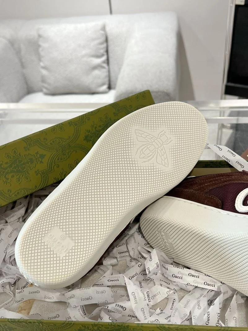 Gucci Low Shoes Packable 26046