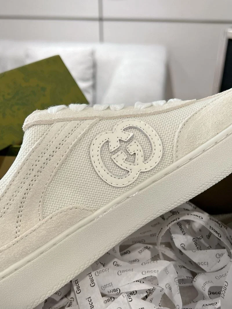 Gucci Low Shoes Bright 26043