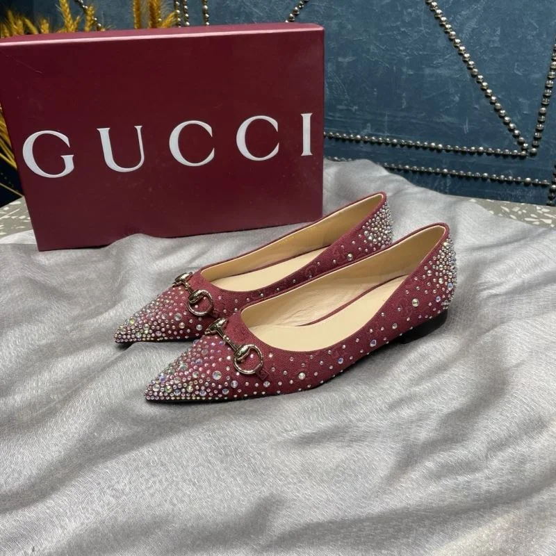 Lightweight Gucci Low Shoes 26049