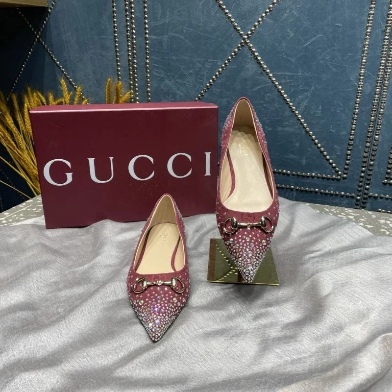 Lightweight Gucci Low Shoes 26049