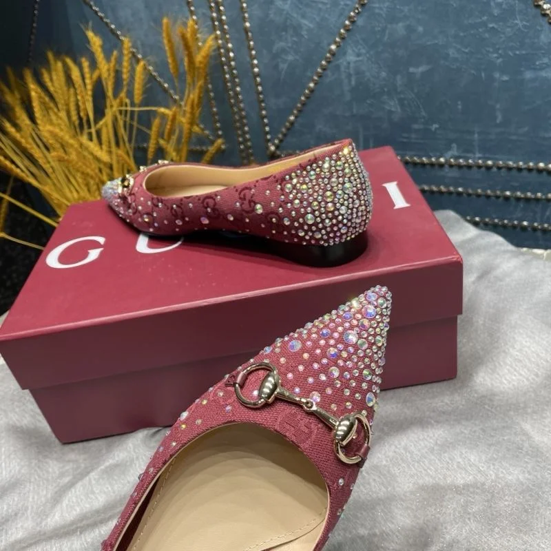 Lightweight Gucci Low Shoes 26049