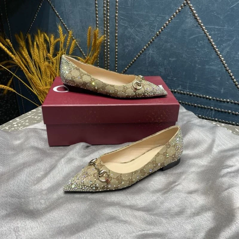 ModernLook Gucci Low Shoes 26041