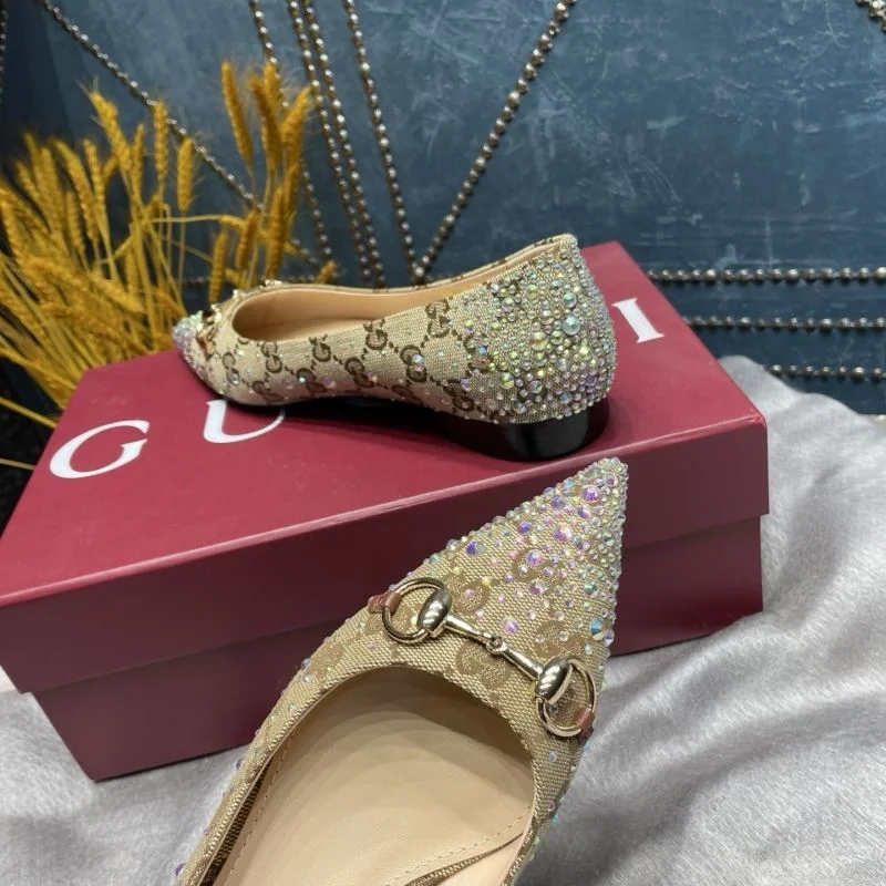 ModernLook Gucci Low Shoes 26041