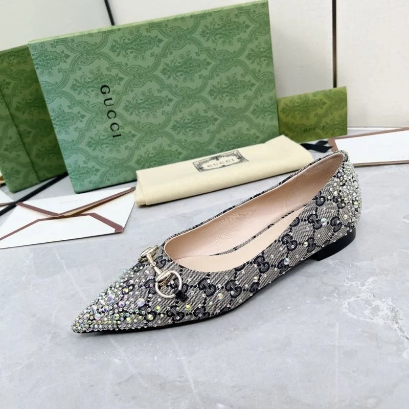 Minimalist Gucci Low Shoes 26039