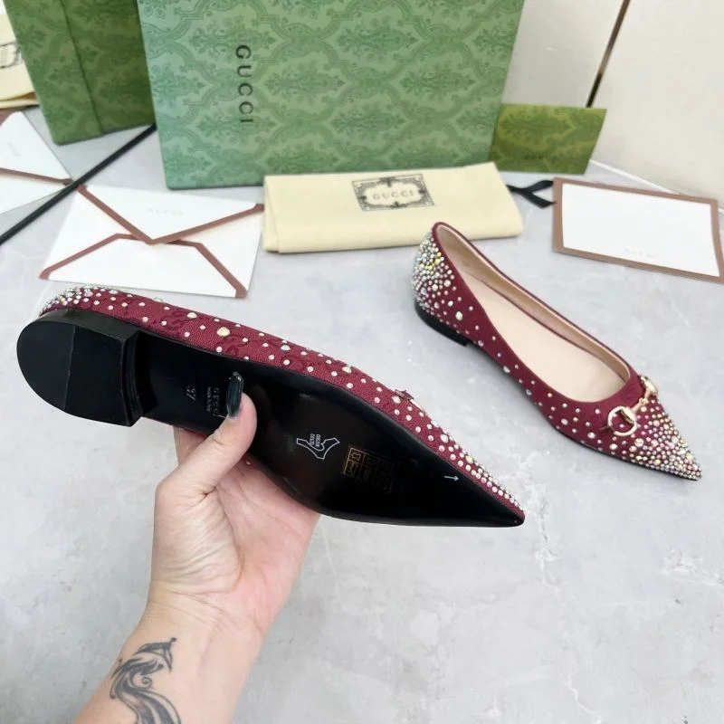 Breathable Gucci Low Shoes 26038