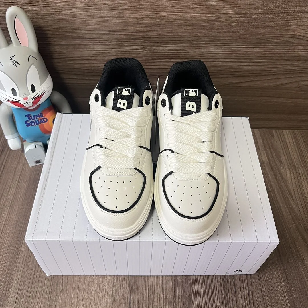 Gucci Low Shoes Bold 24489