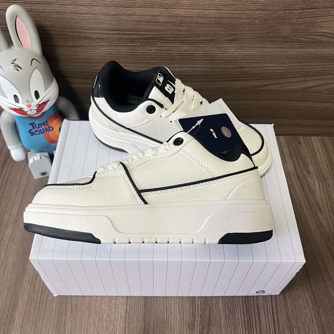 Gucci Low Shoes Bold 24489