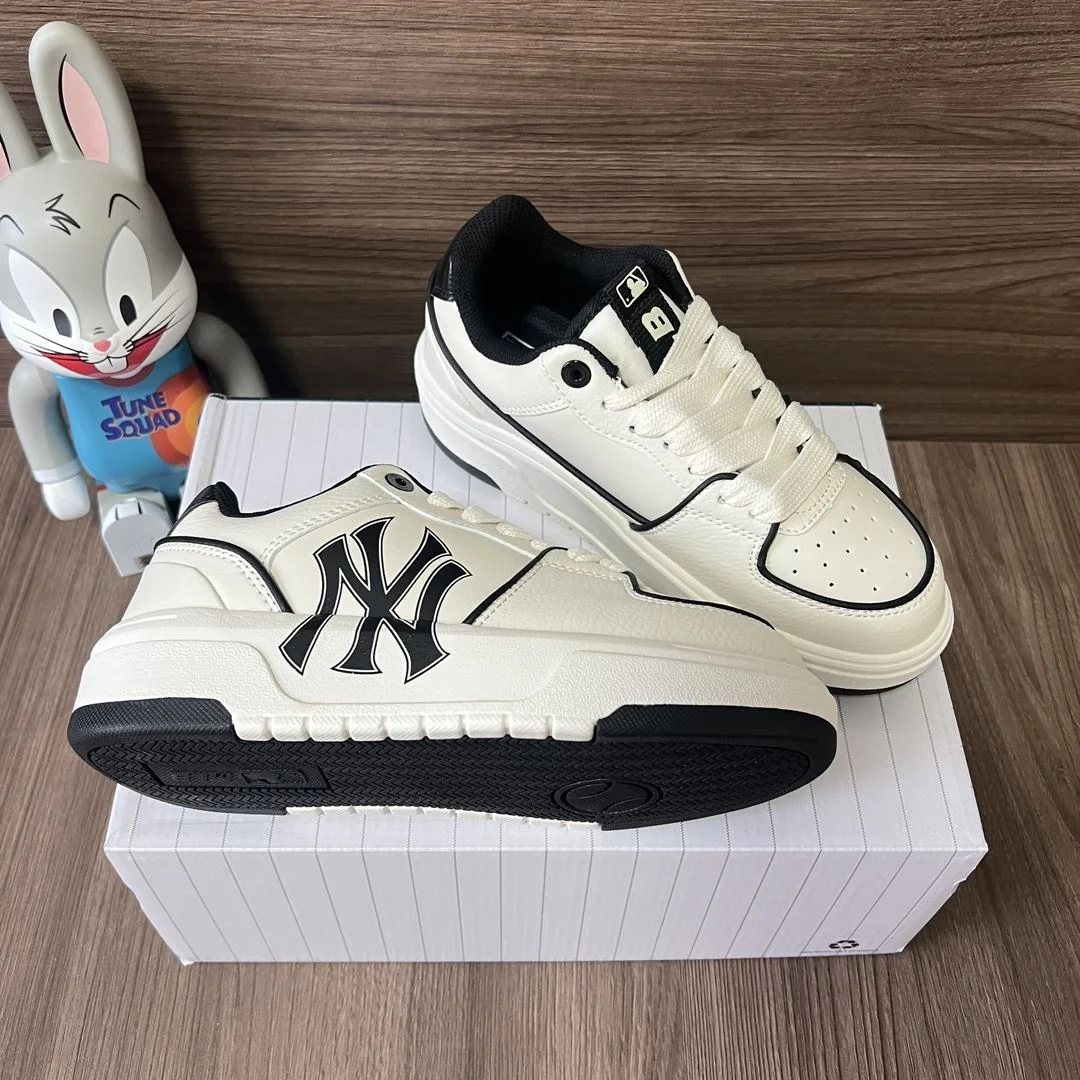 Gucci Low Shoes Bold 24489