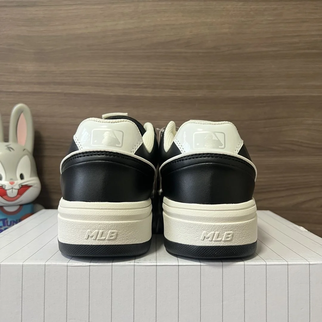 Gucci Low Shoes WrinkleFree 24498