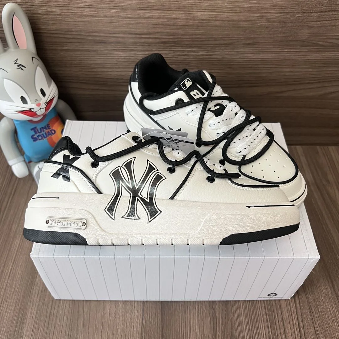 Bright Gucci Low Shoes 24507