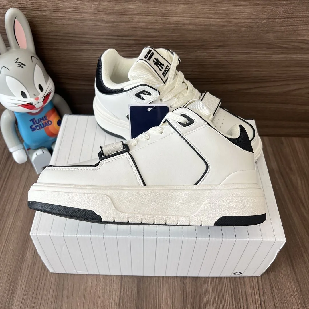 Breathable Gucci Low Shoes 24476