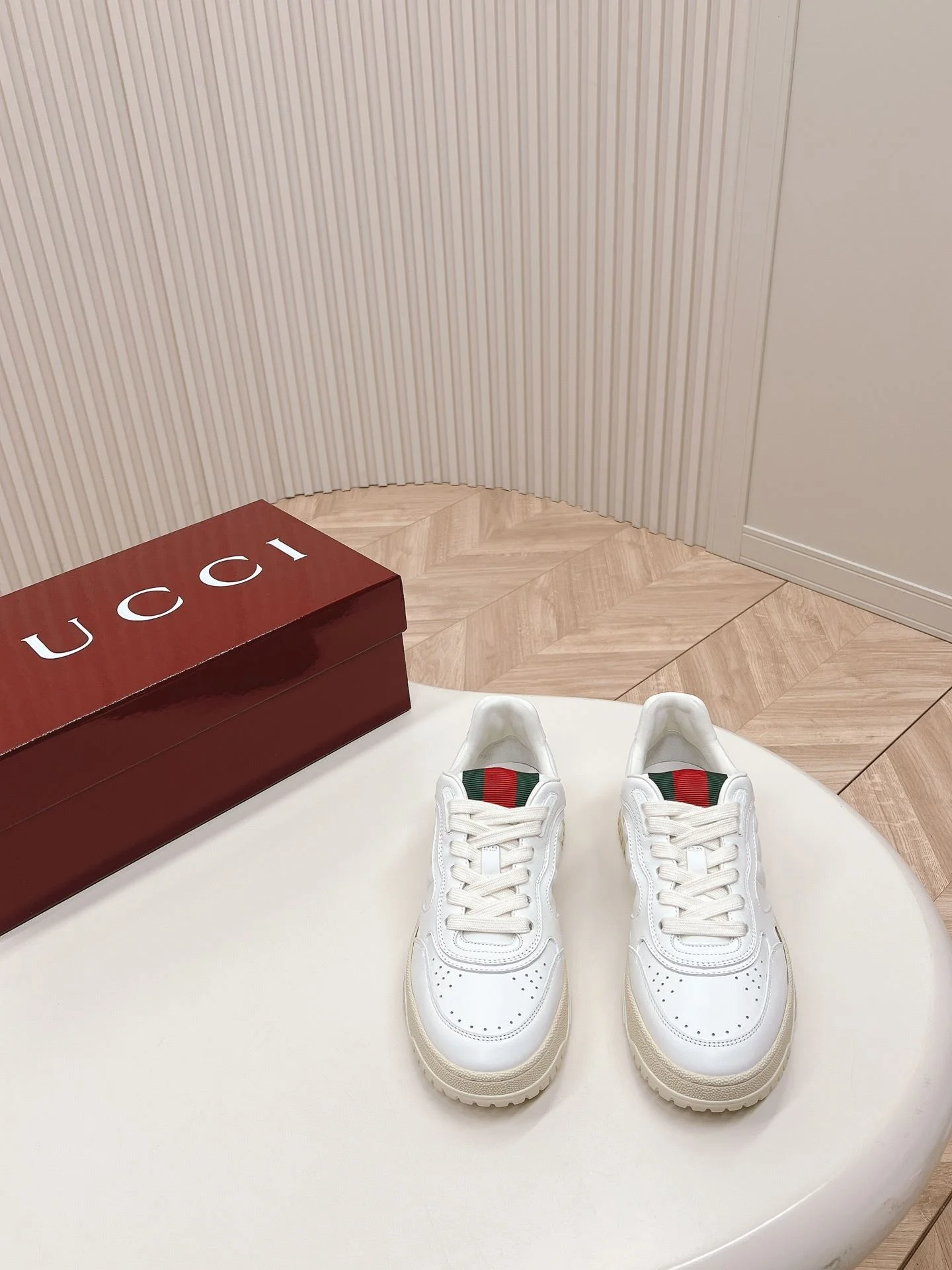 Gucci Low Shoes WaterResistant 24470