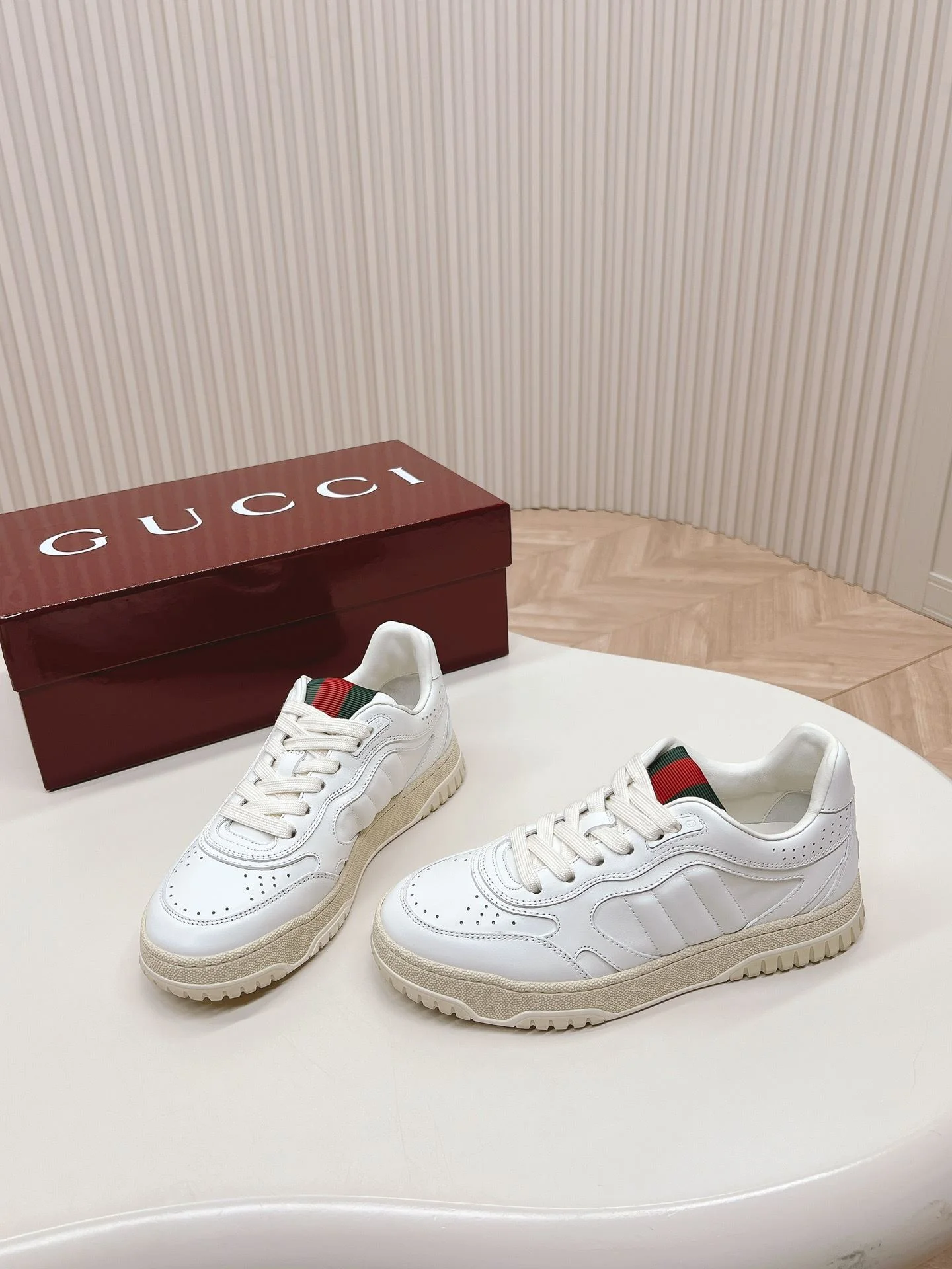 Gucci Low Shoes WaterResistant 24470