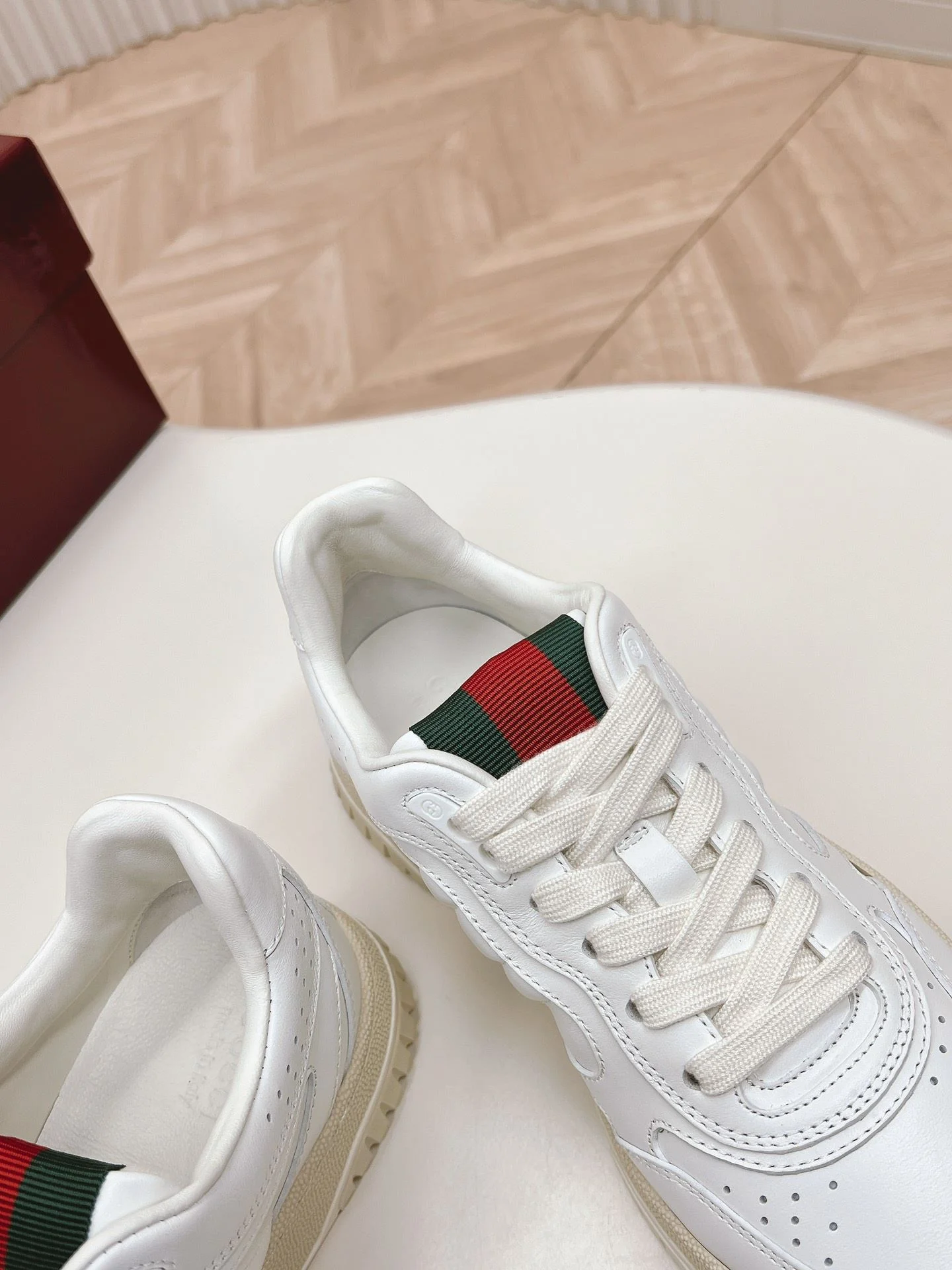 Gucci Low Shoes WaterResistant 24470