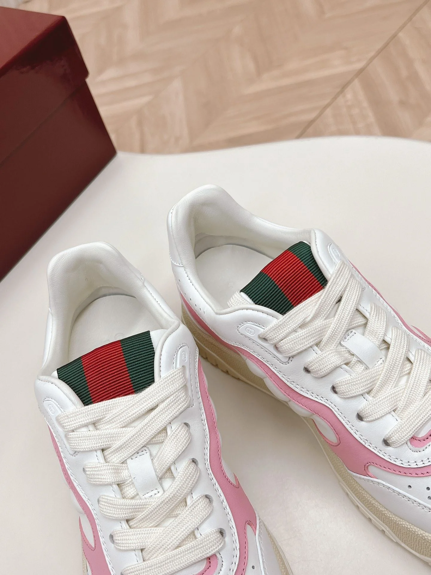 Gucci Low Shoes FastDry 24466