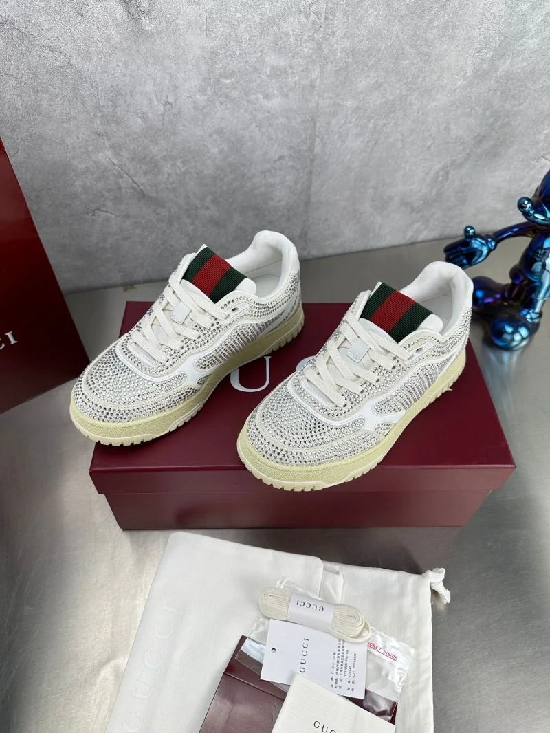 Lightweight Gucci Low Shoes 24459