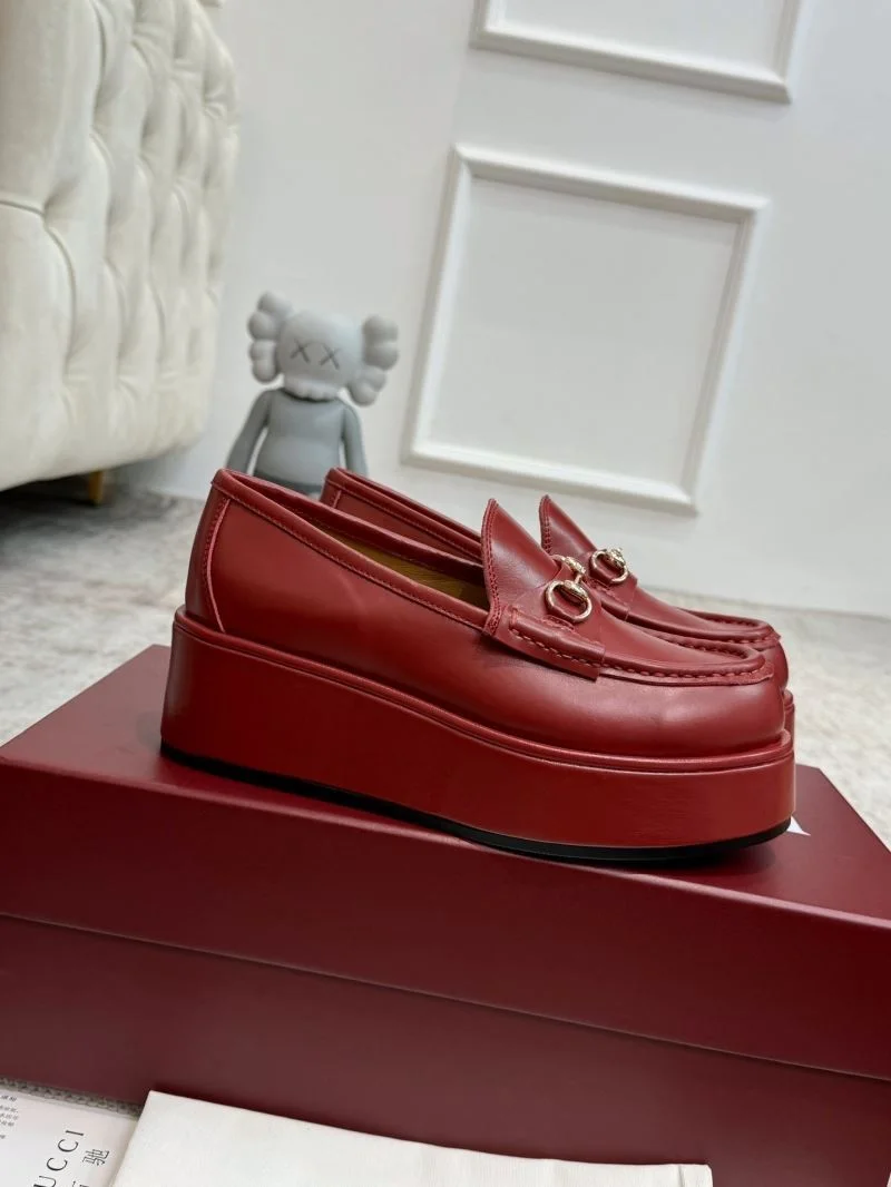 Gucci Low Shoes Flexible 24468