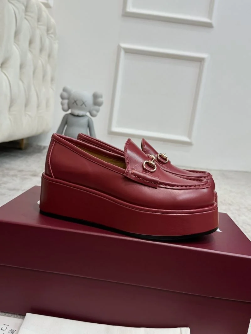 Gucci Low Shoes Flexible 24468